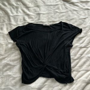 black cropped tee